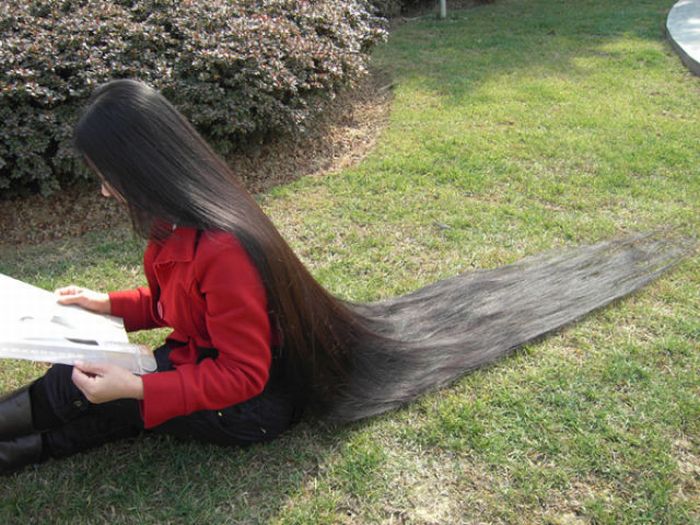 Dziewczyny Z Bardzo Długimi Włosami